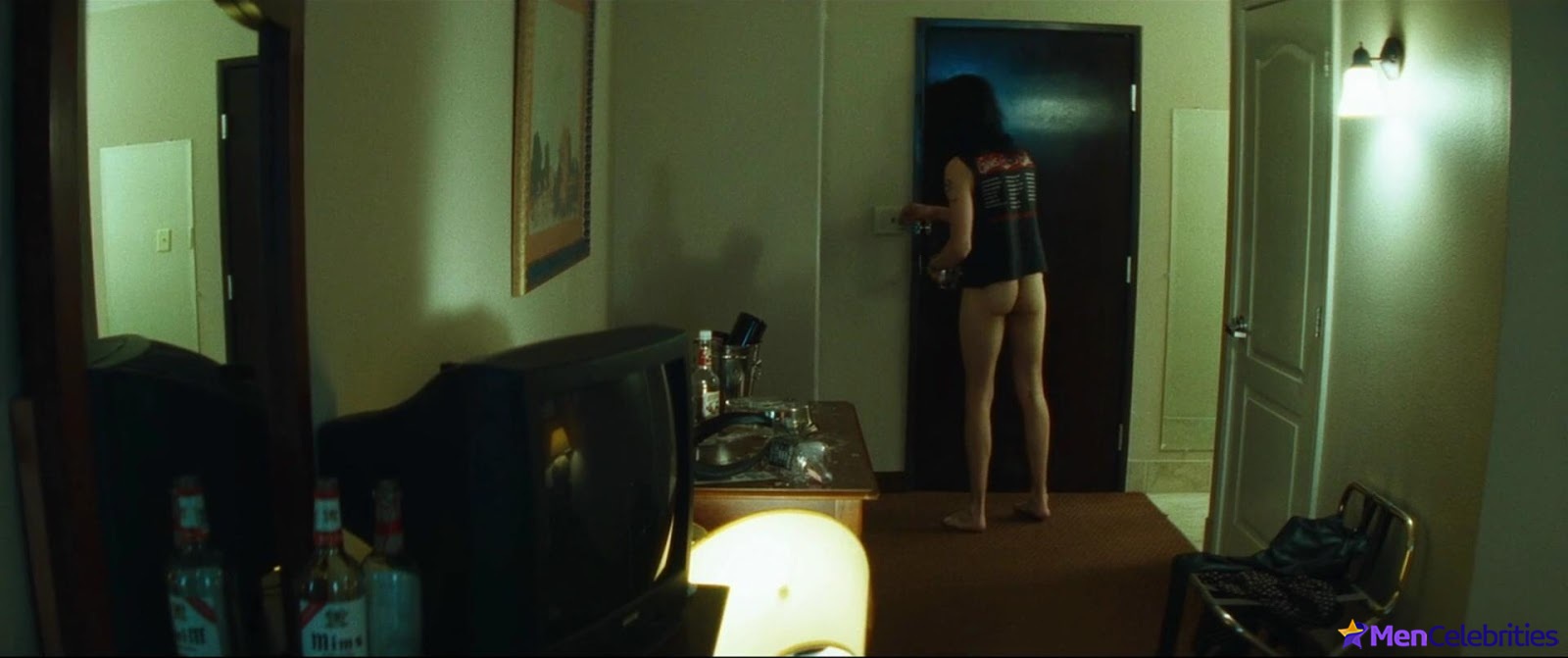 Douglas Booth nude and gay scenes