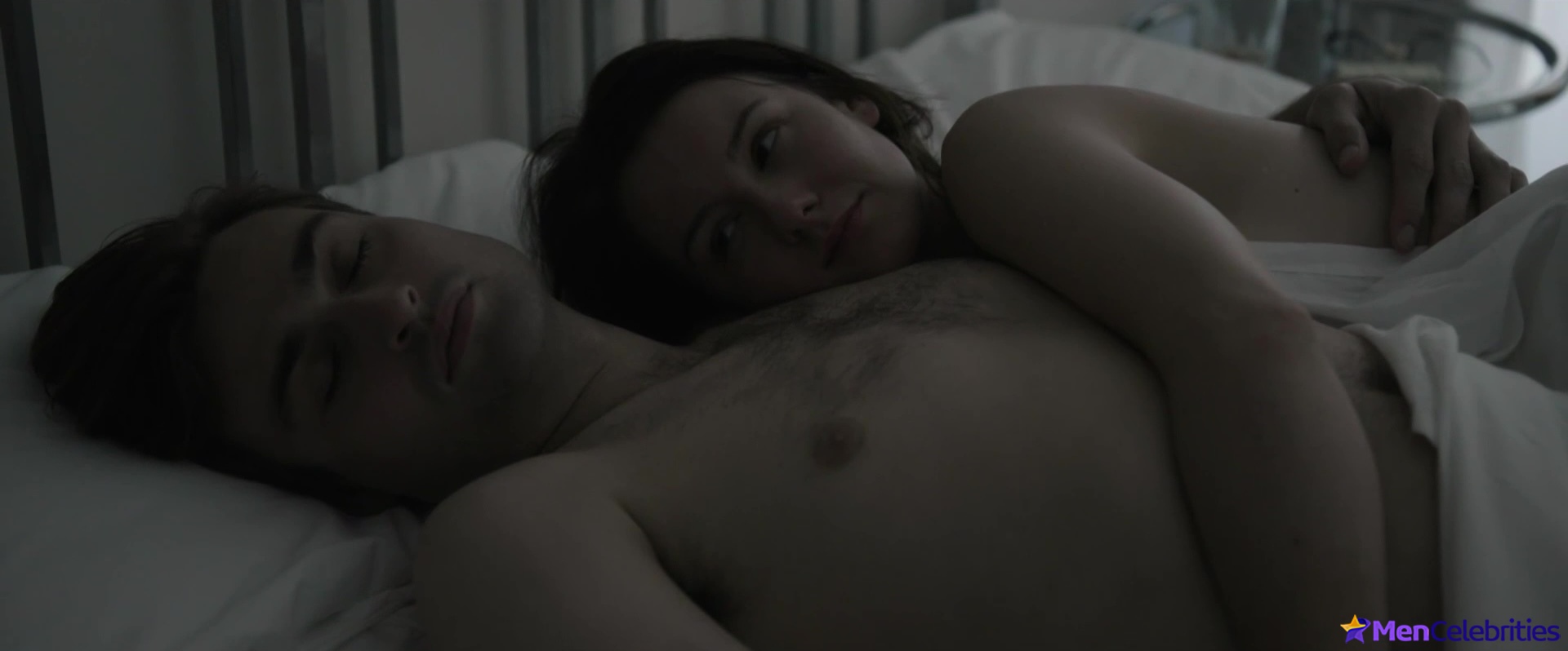Douglas Booth nude and gay scenes