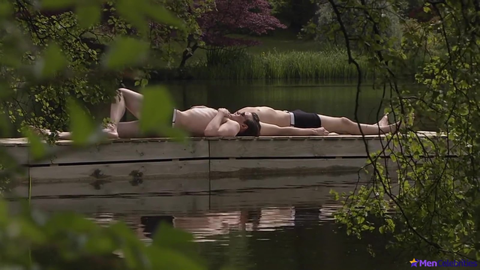 Douglas Booth nude and gay scenes
