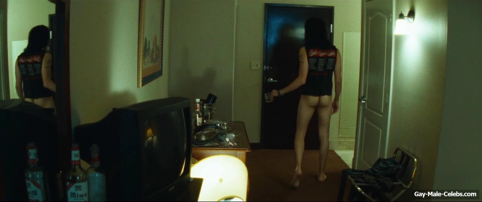 Douglas Booth nude ass in The Dirt