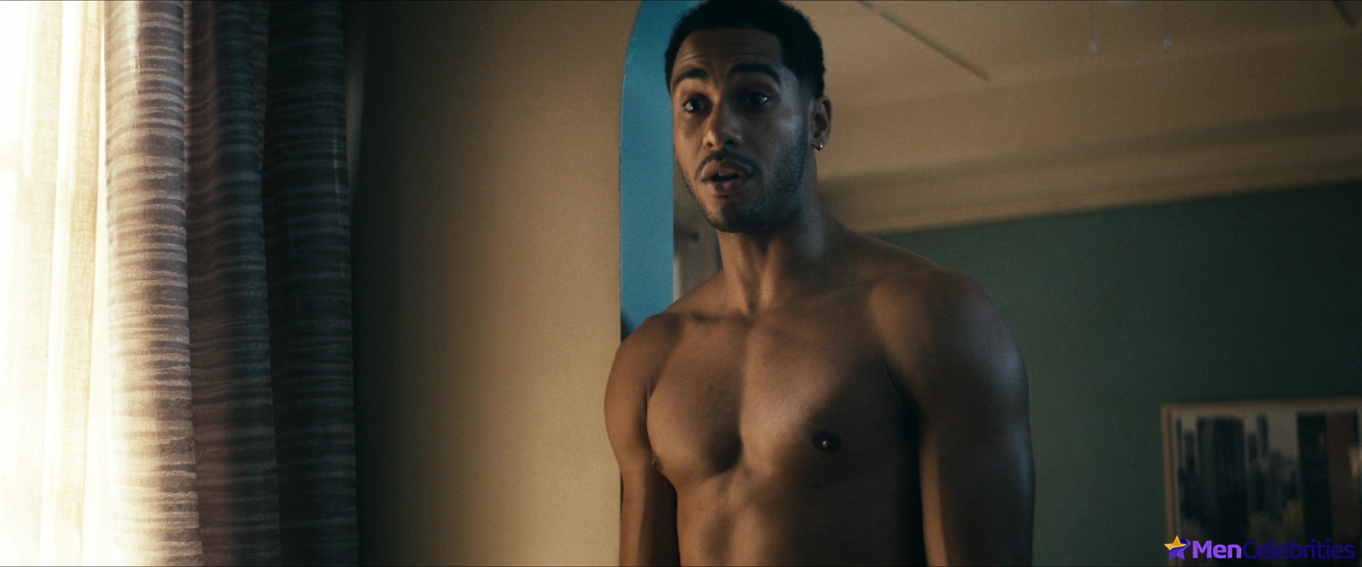 Elliot Knight nude and erotic gay scenes