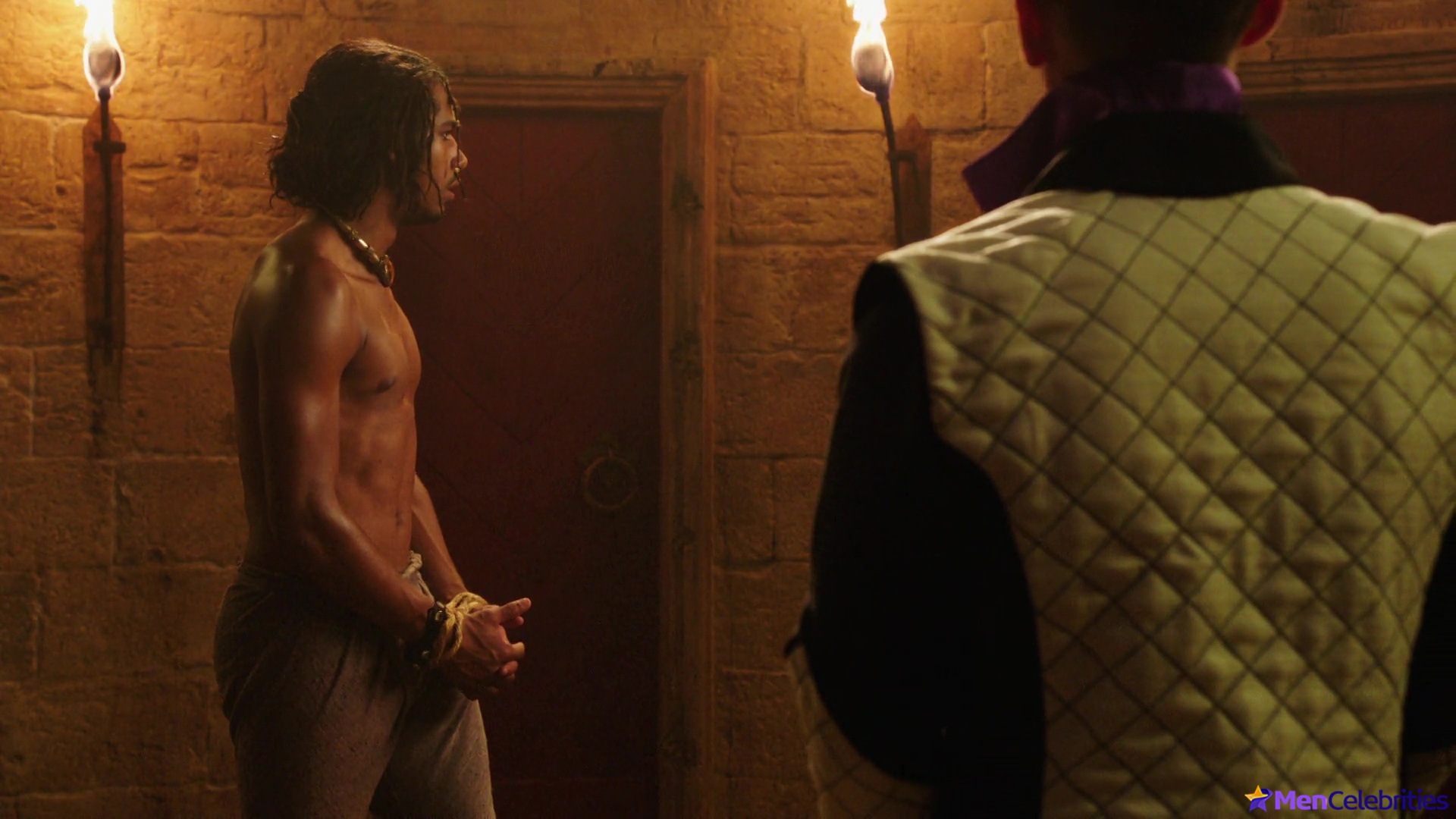 Elliot Knight nude and erotic gay scenes