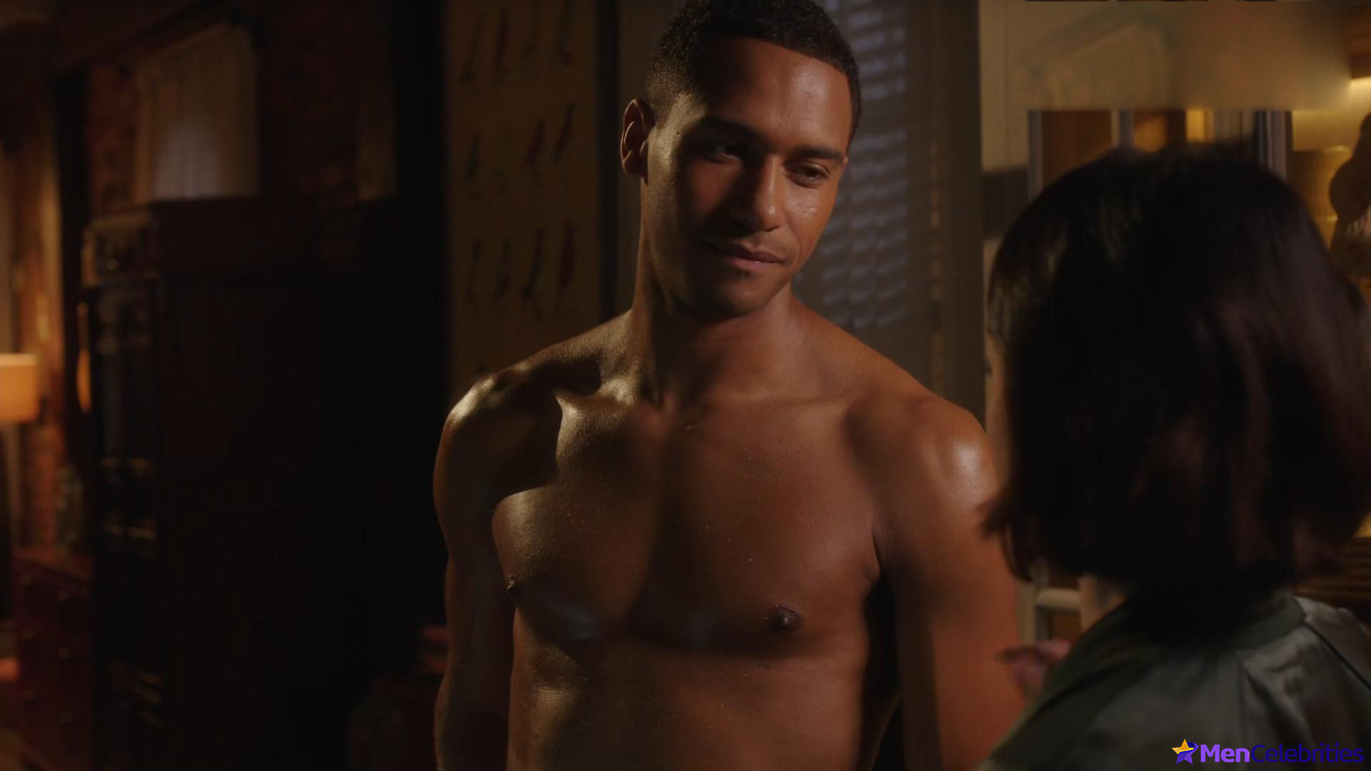 Elliot Knight nude and erotic gay scenes