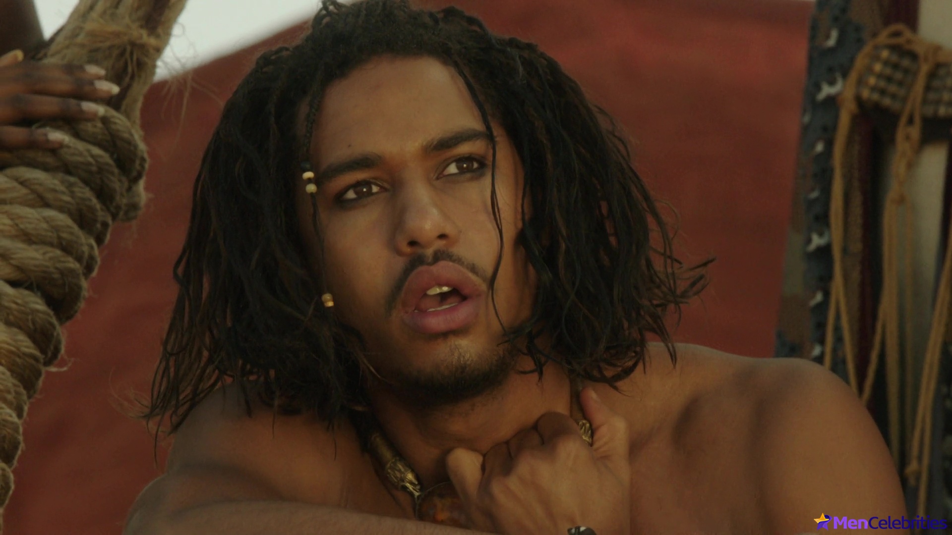 Elliot Knight nude and erotic gay scenes