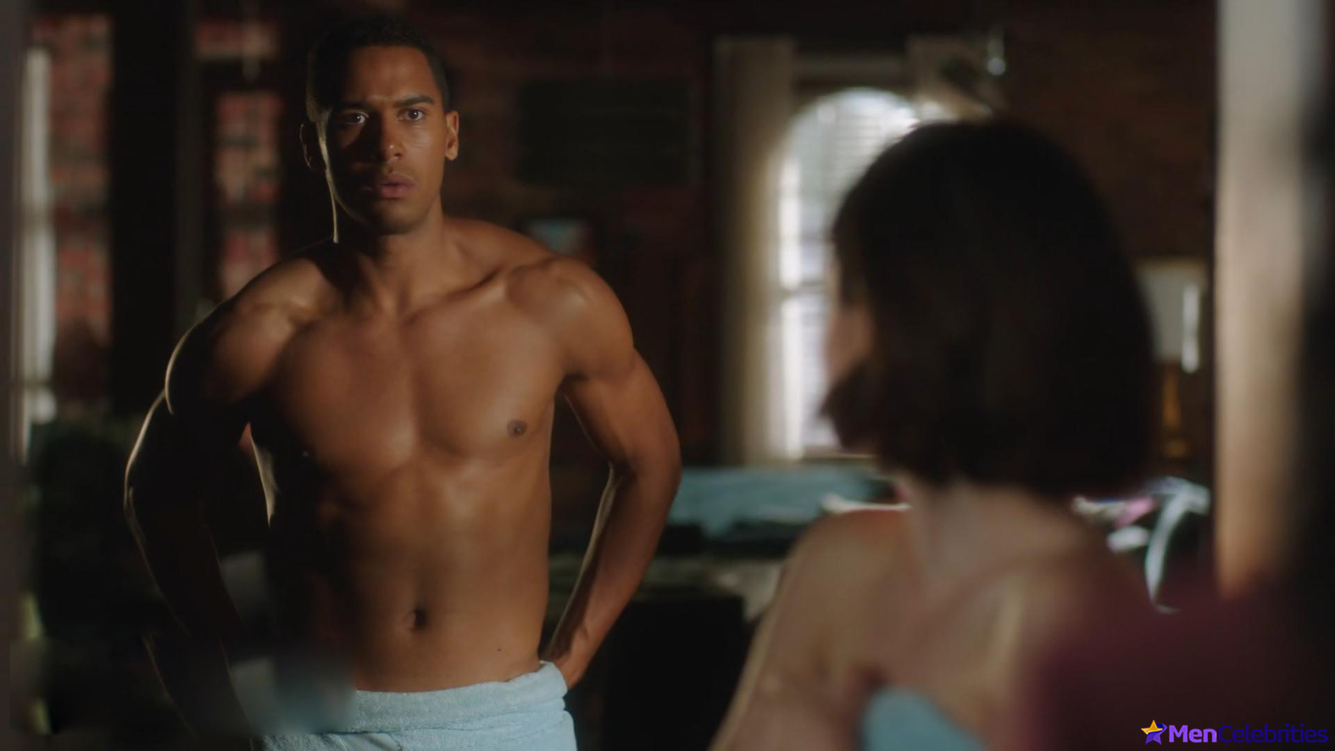 Elliot Knight nude and erotic gay scenes