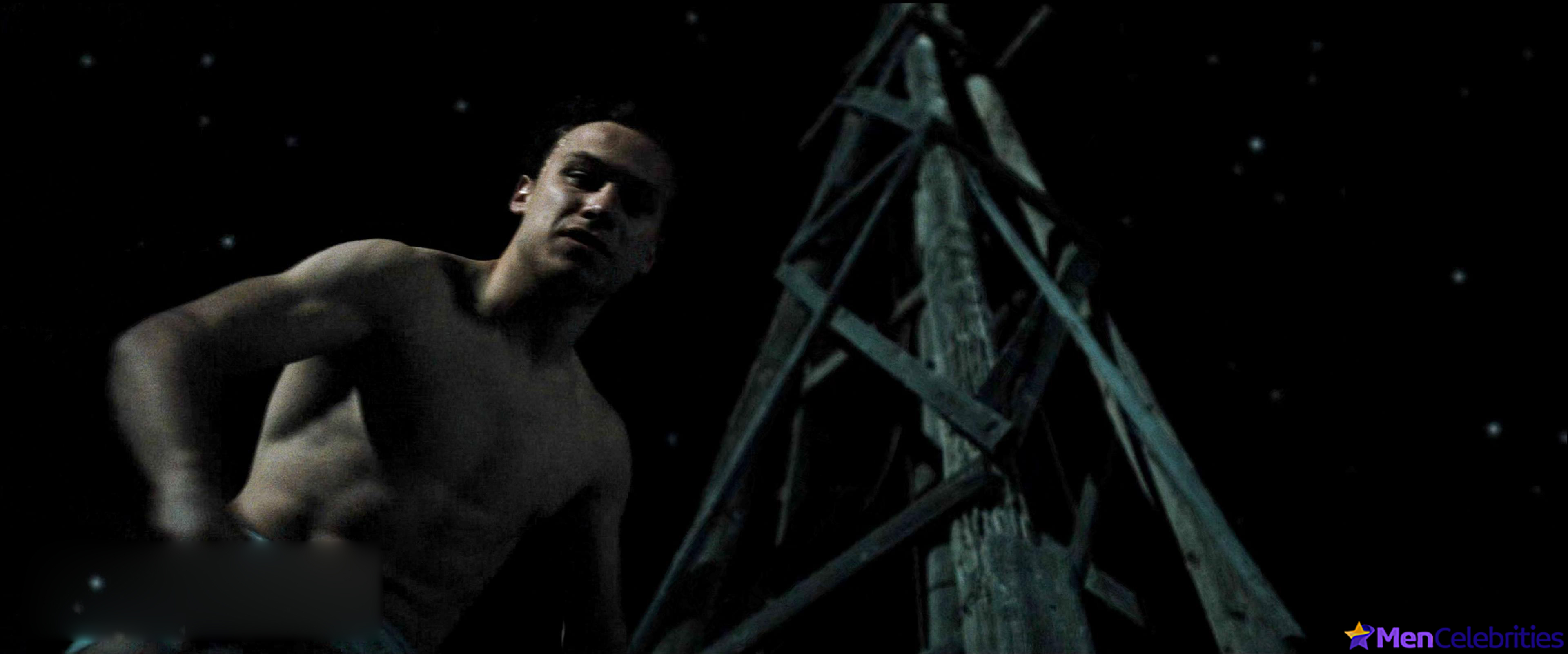 Finn Cole nude and sex scenes