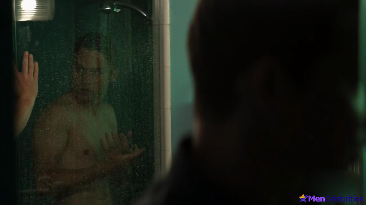 Finn Cole nude and sex scenes
