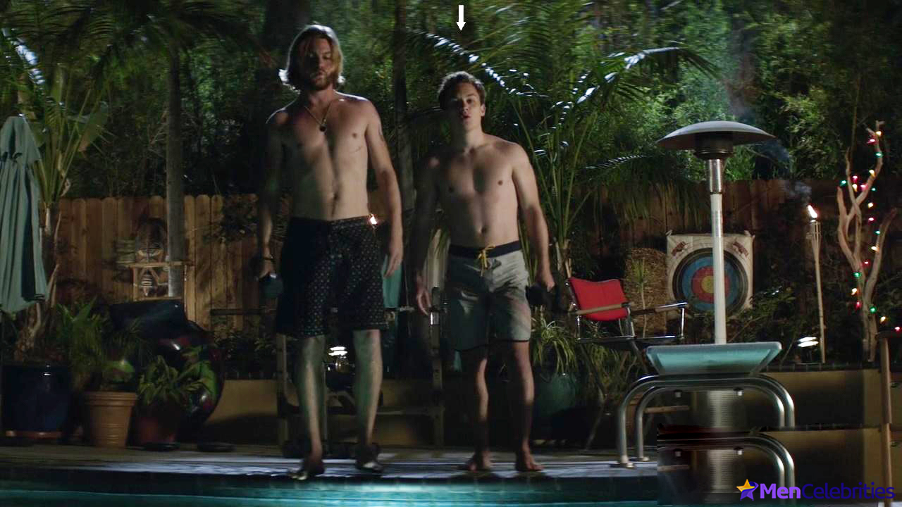 Finn Cole nude and sex scenes