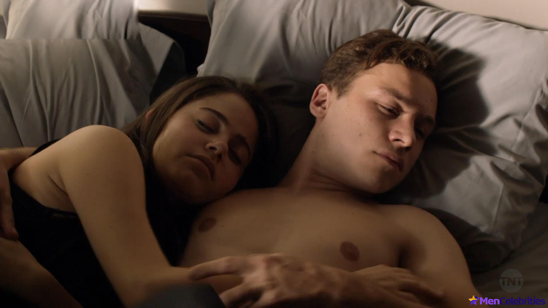 Finn Cole nude and sex scenes