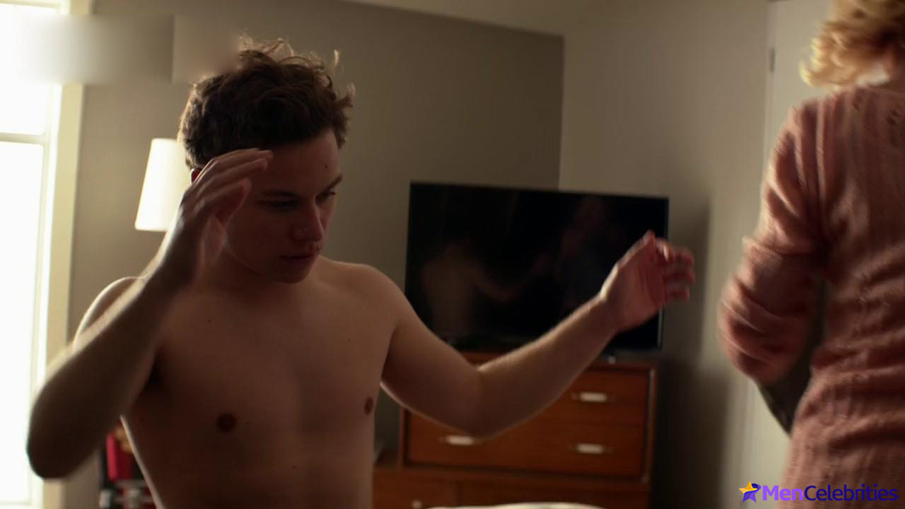Finn Cole nude and sex scenes