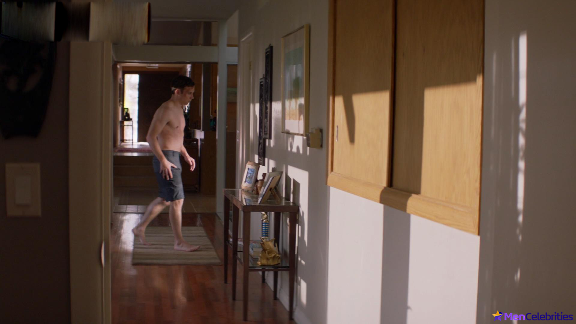 Finn Cole nude and sex scenes