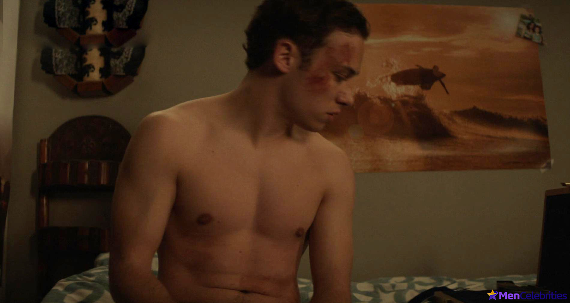Finn Cole nude and sex scenes