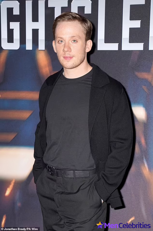 Joe Cole shirtless and sexy pics
