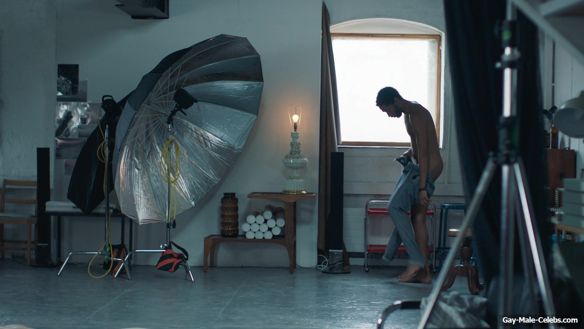 Lancelot Ncube nude scenes in Normal People