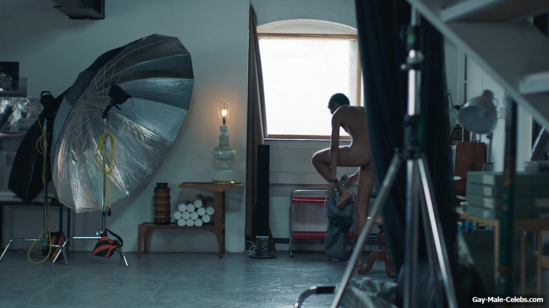 Lancelot Ncube nude scenes in Normal People