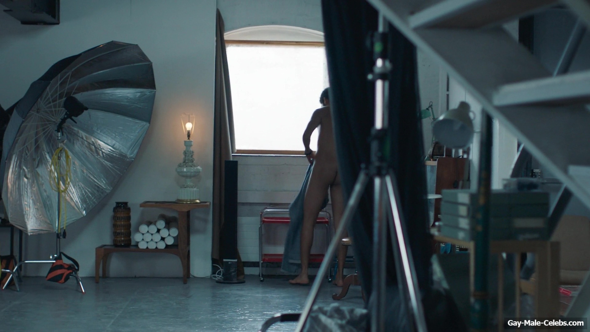 Lancelot Ncube nude scenes in Normal People