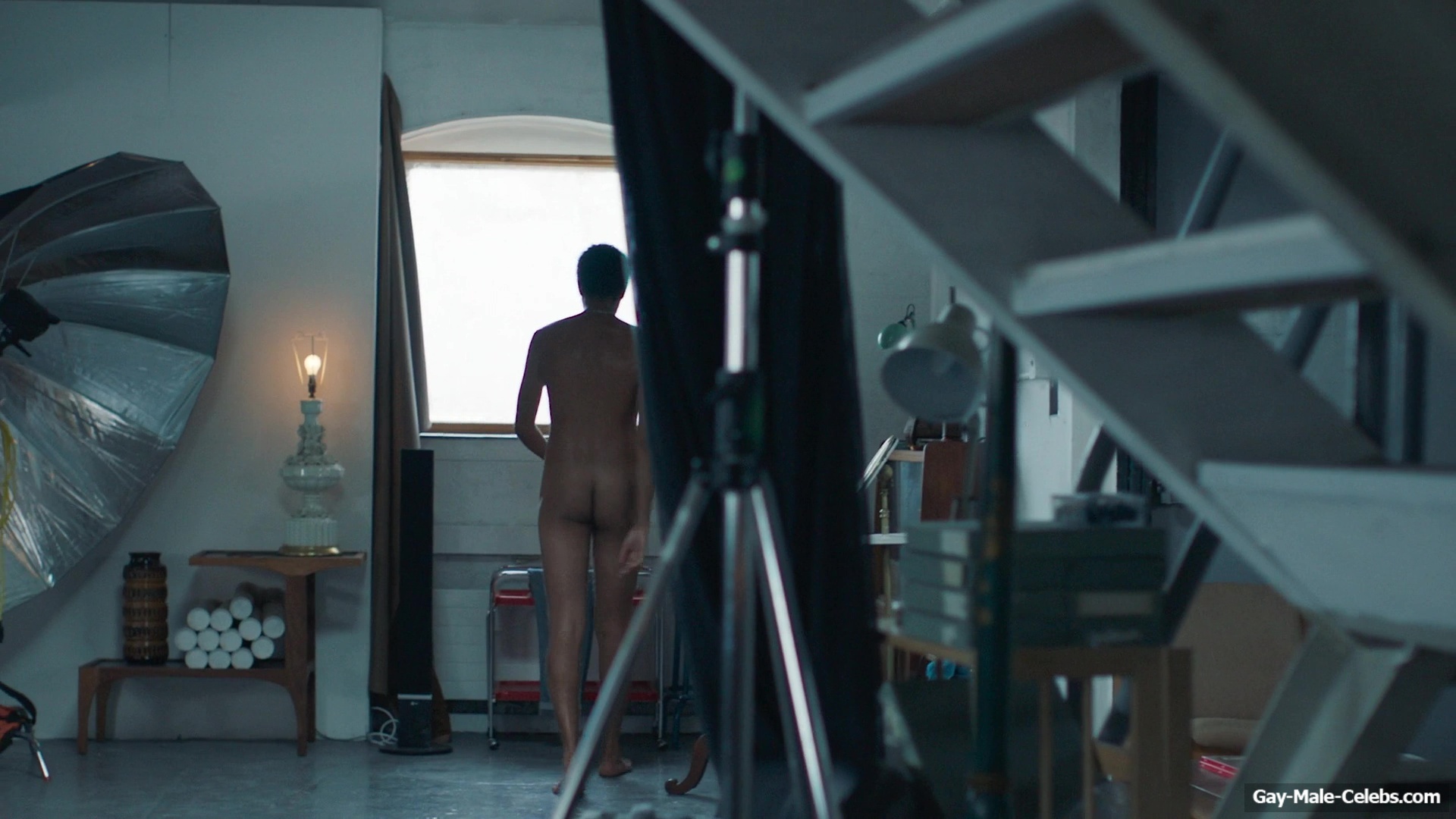 Lancelot Ncube nude scenes in Normal People