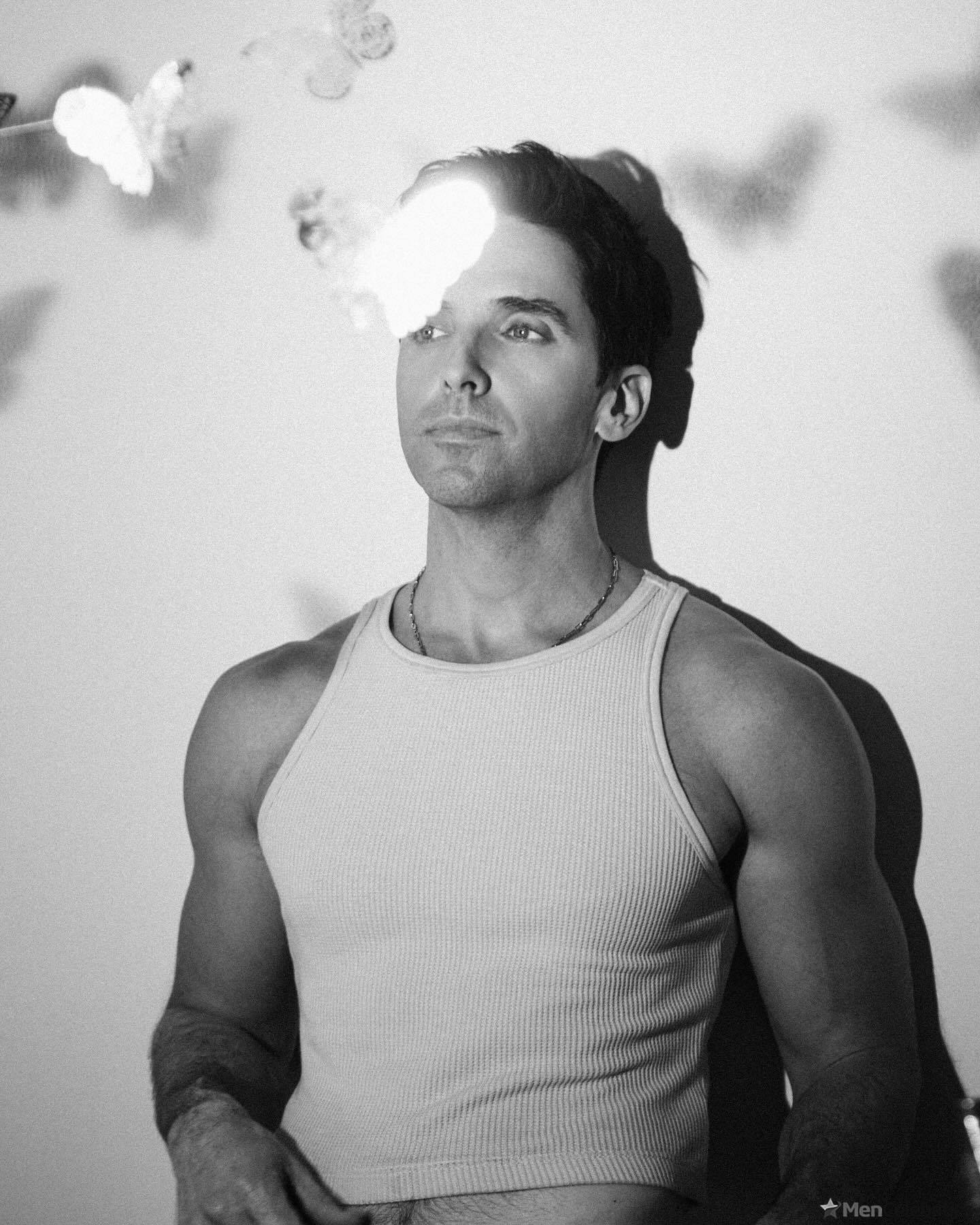 Paul W Downs naked and erotic pics
