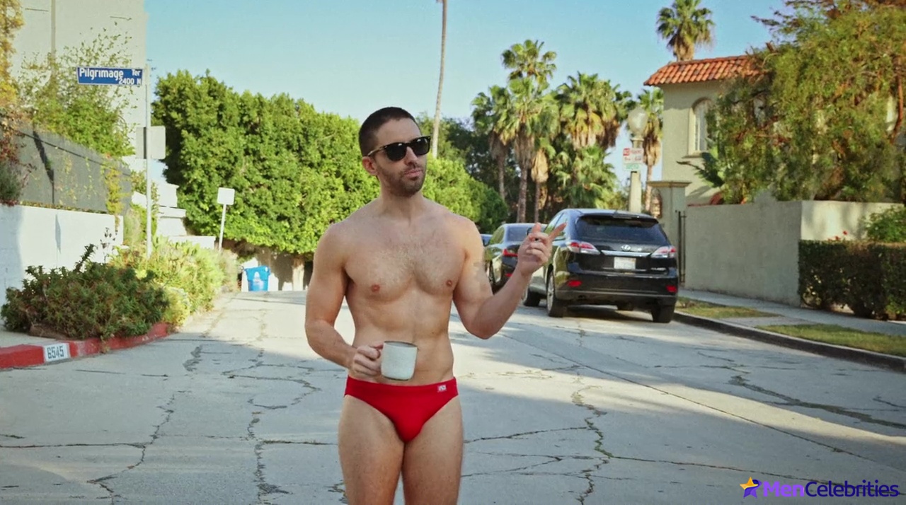 Paul W Downs nude and nsfw scenes