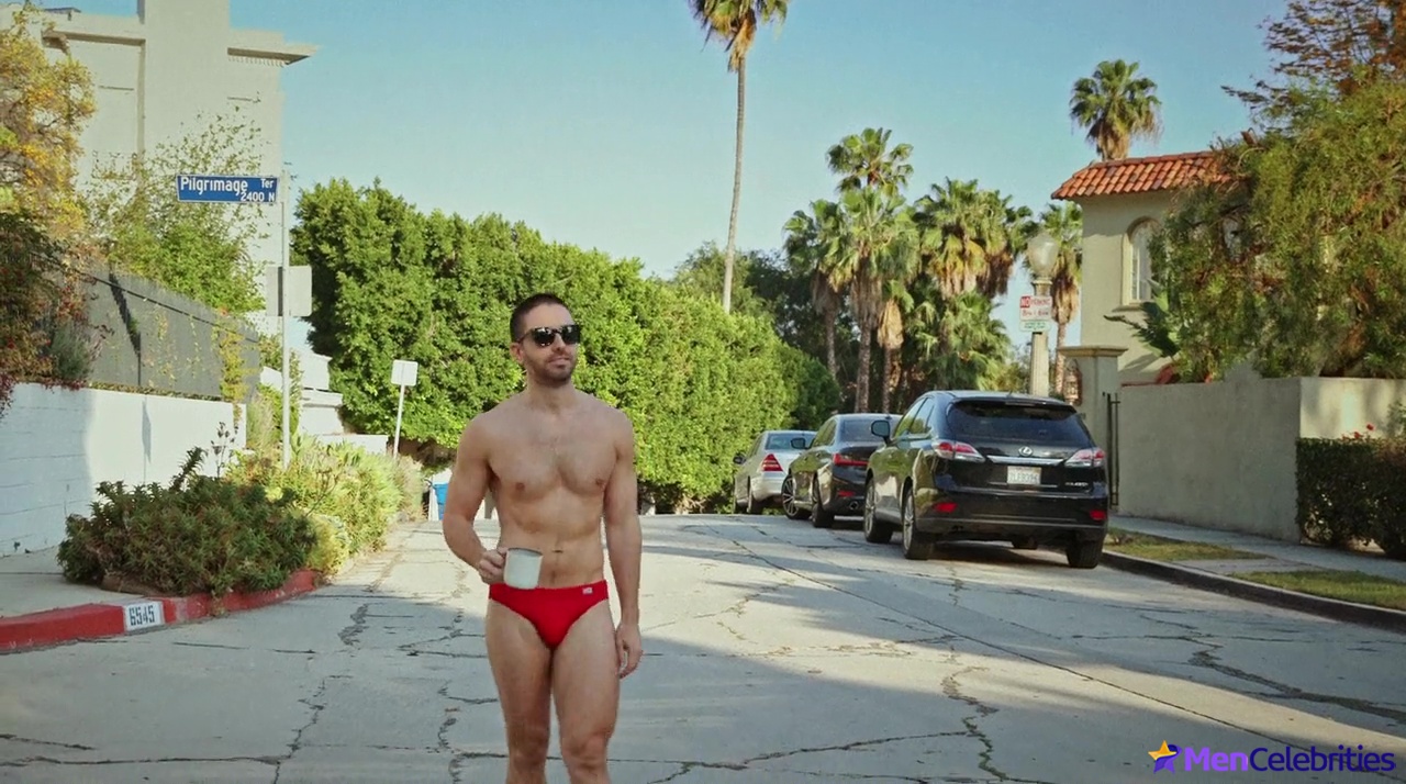 Paul W Downs nude and nsfw scenes
