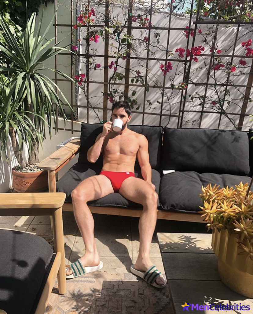 Paul W Downs naked and erotic pics