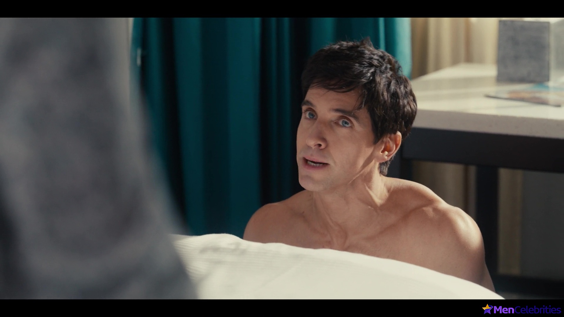 Paul W Downs nude and nsfw scenes