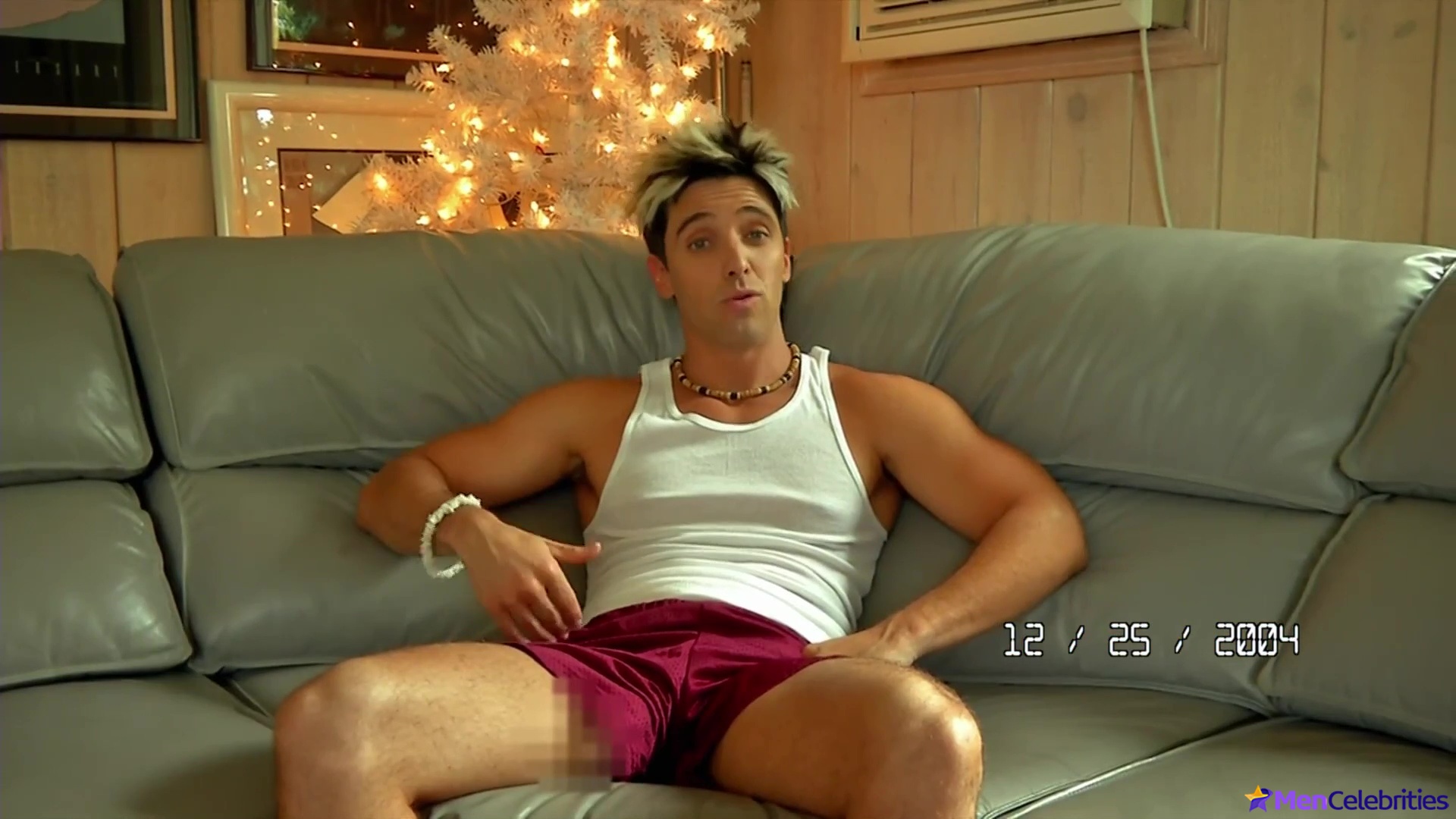 Paul W Downs nude and nsfw scenes