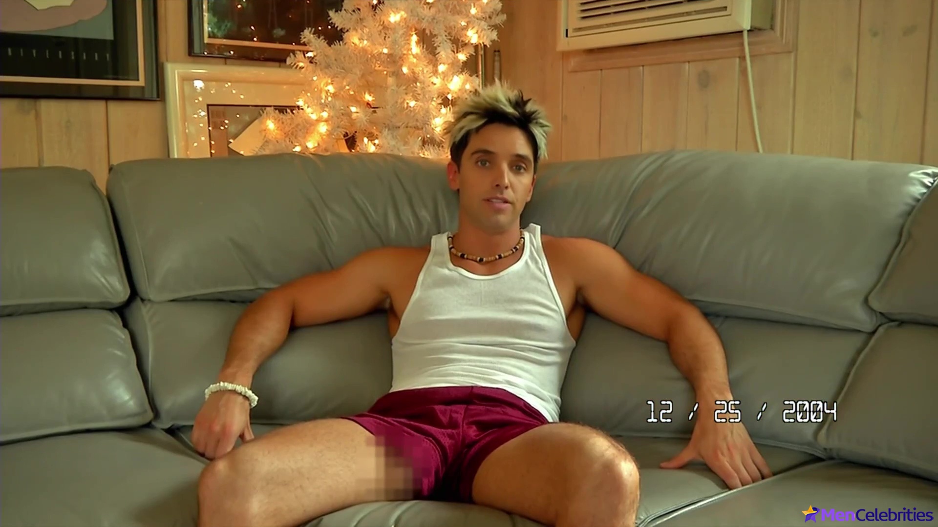 Paul W Downs nude and nsfw scenes