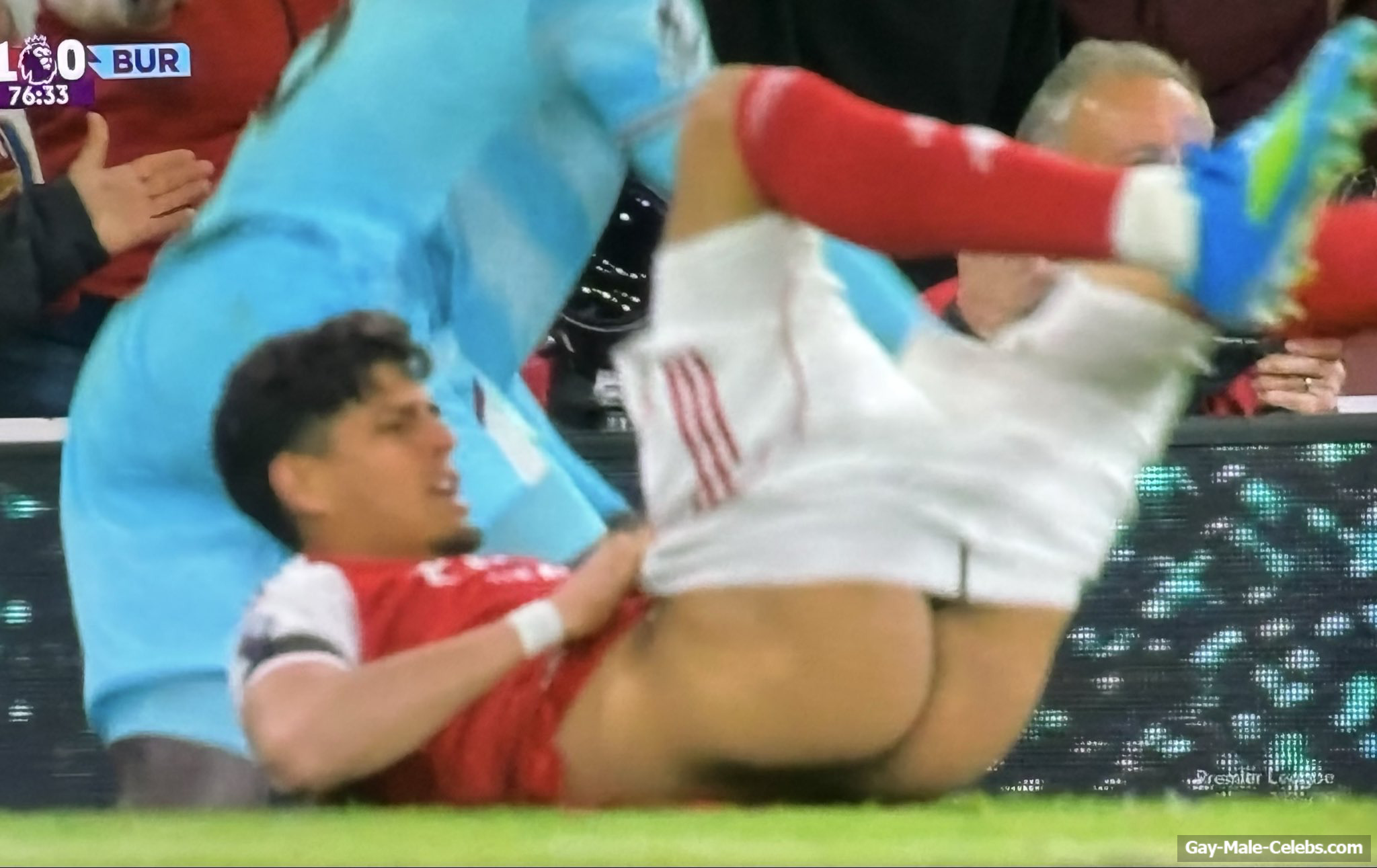 Piero Hincapie nude ass moment
