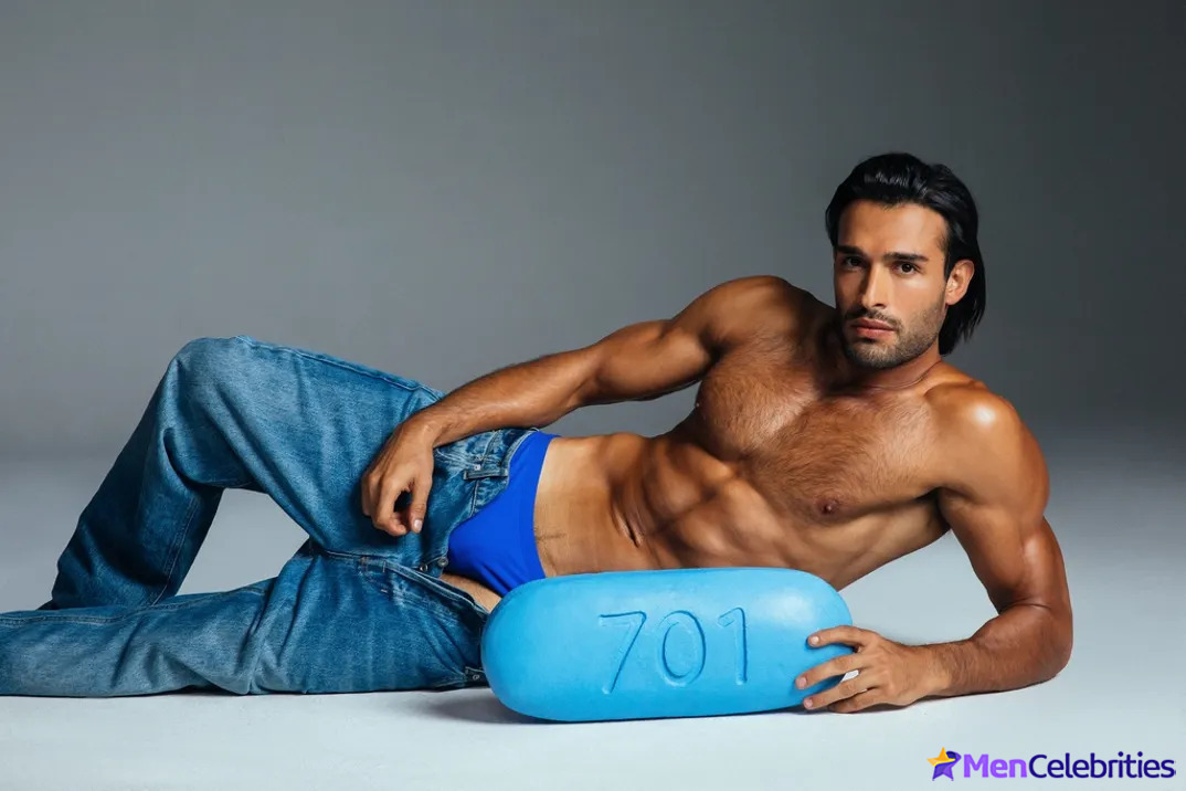 Sam Asghari Naked In Steamy MISTR
