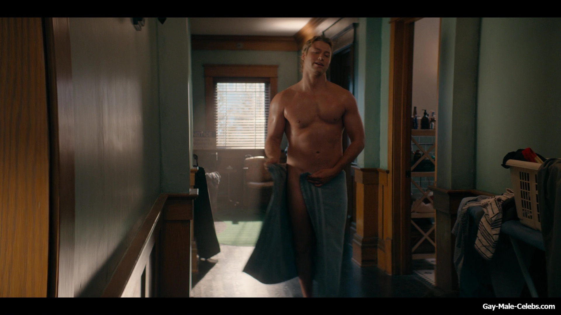 Stephen Kalyn Cock Bulge Scenes in Off Campus