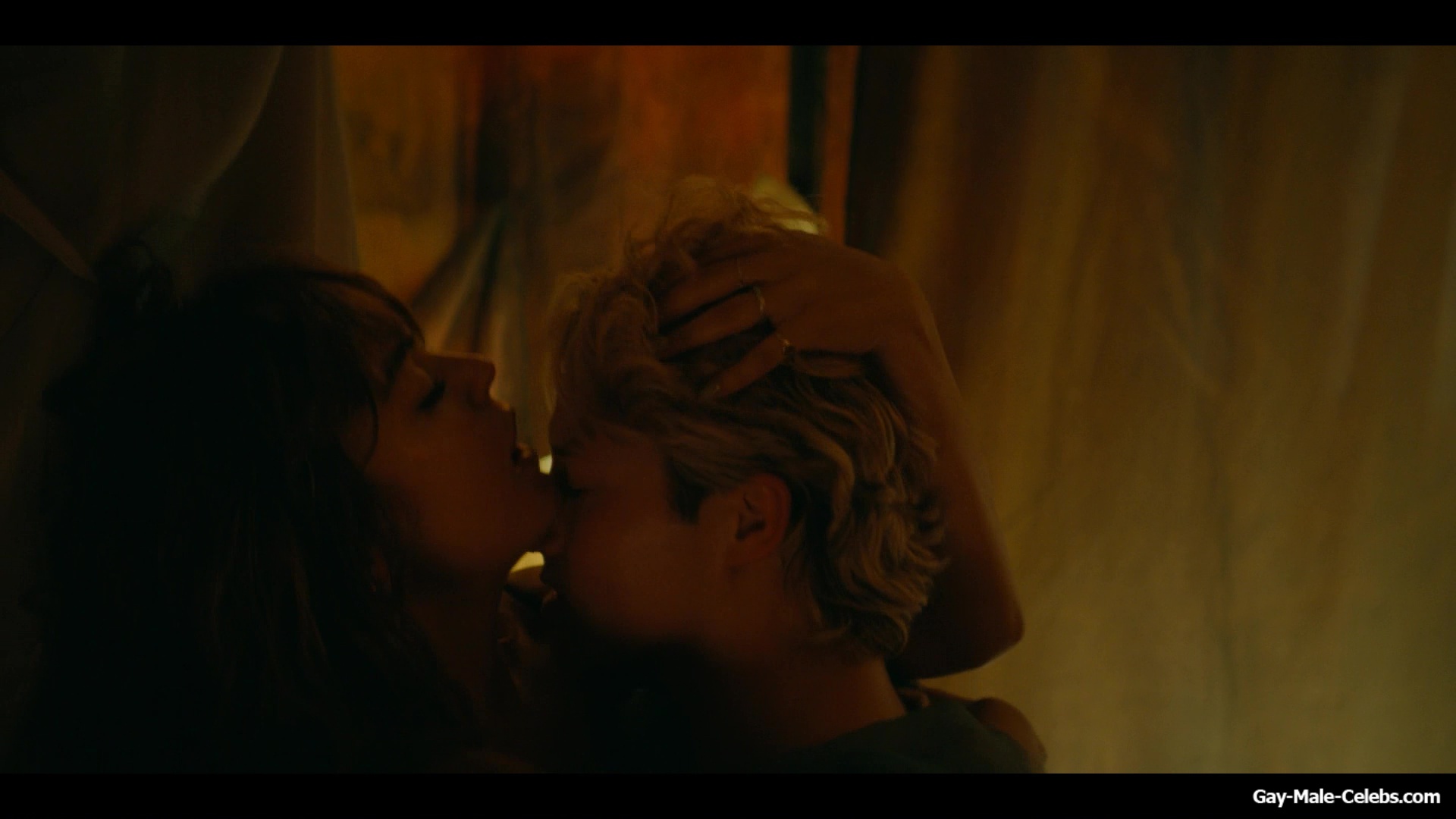 Stephen Kalyn Nude And Doggy Sex Scenes in Off Campus