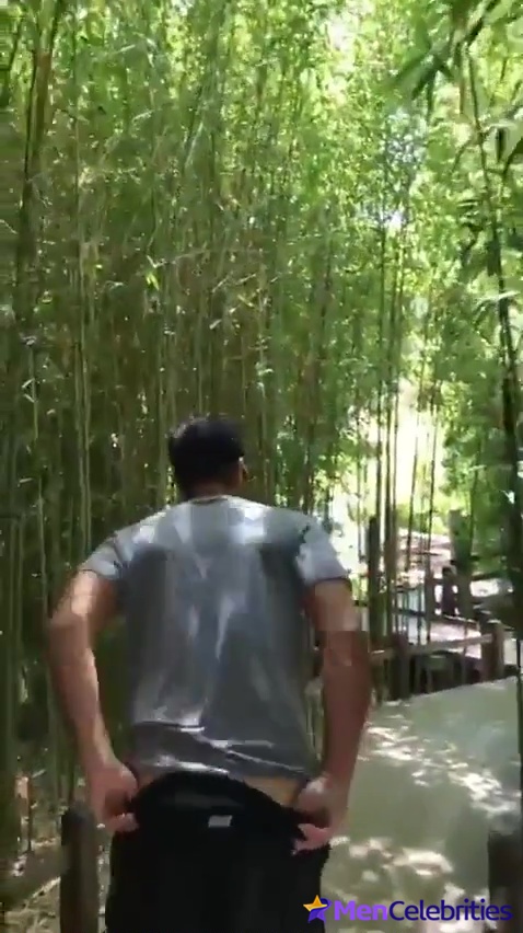 Taylor Kinney Exposes His Bare Ass on Instagram