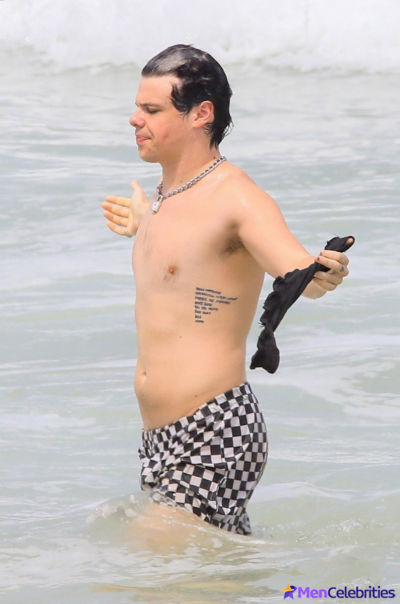 Yungblud exposed