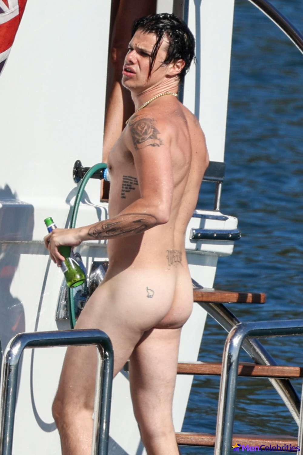 nude male celebrities