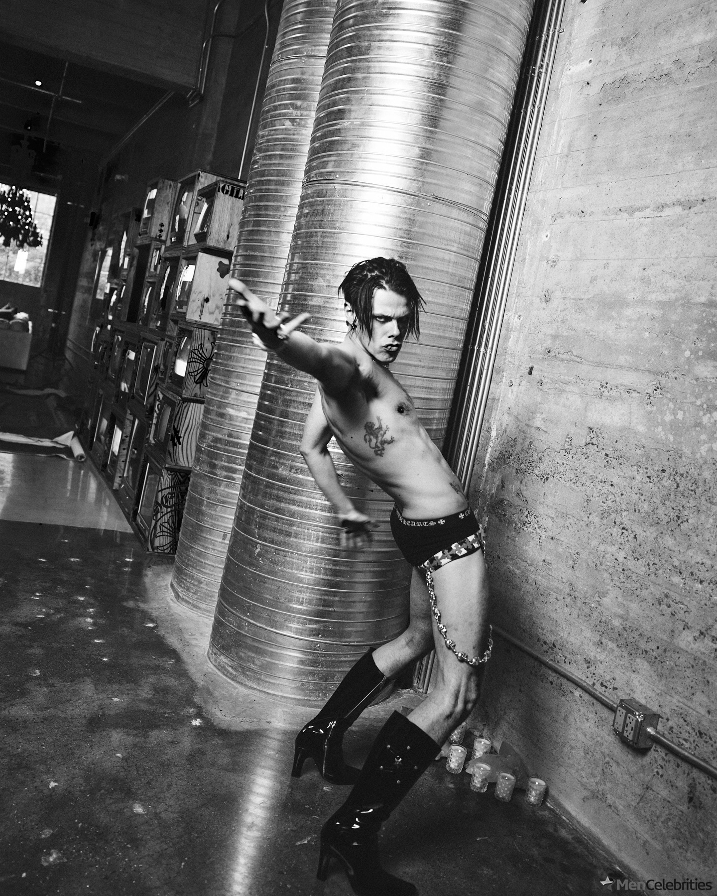 Yungblud nude and nsfw photos