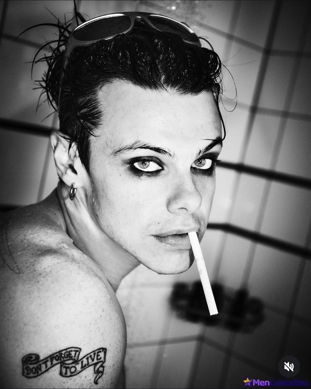 Yungblud nude and nsfw photos