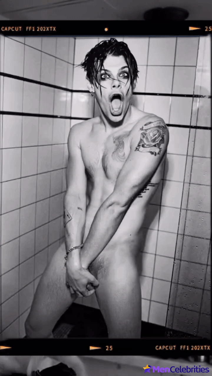 Yungblud nude and nsfw photos