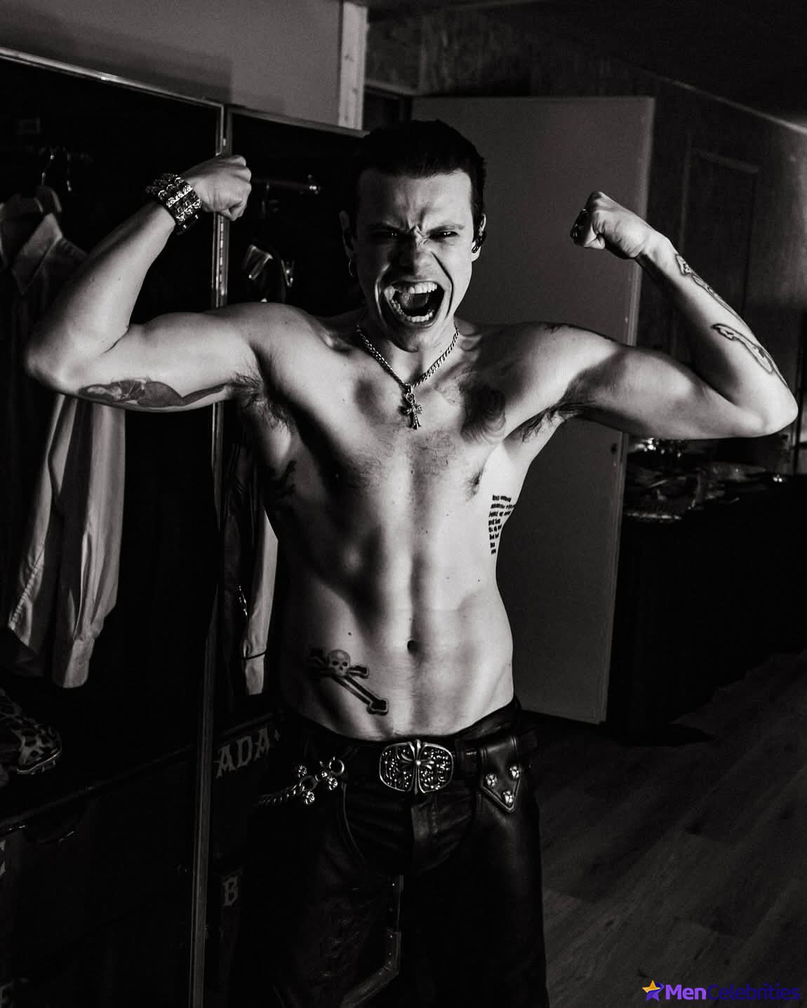 Yungblud nude and nsfw photos