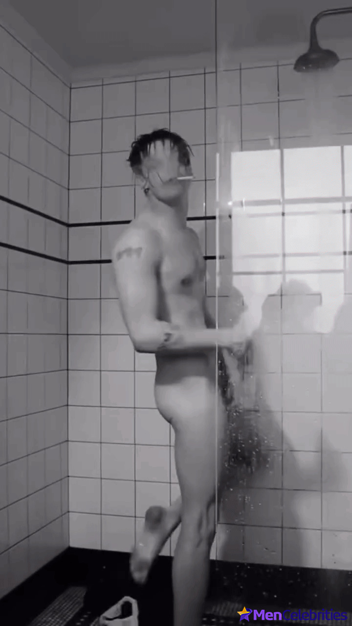 Yungblud nude and nsfw photos