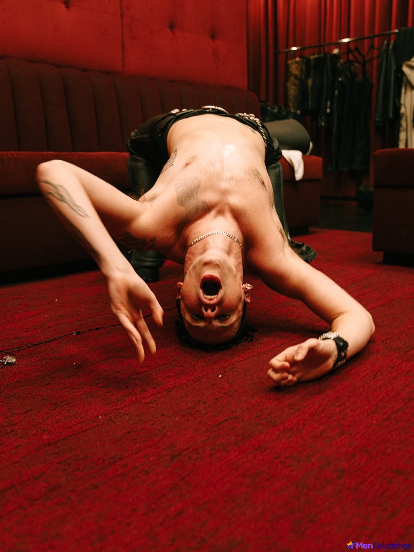 Yungblud nude and nsfw photos