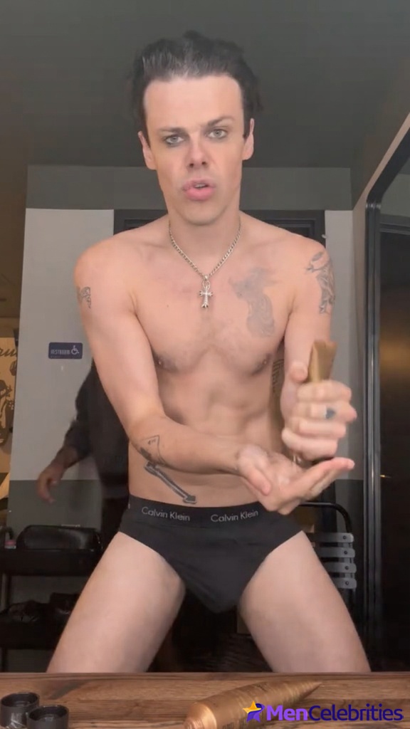 Yungblud dick bulge
