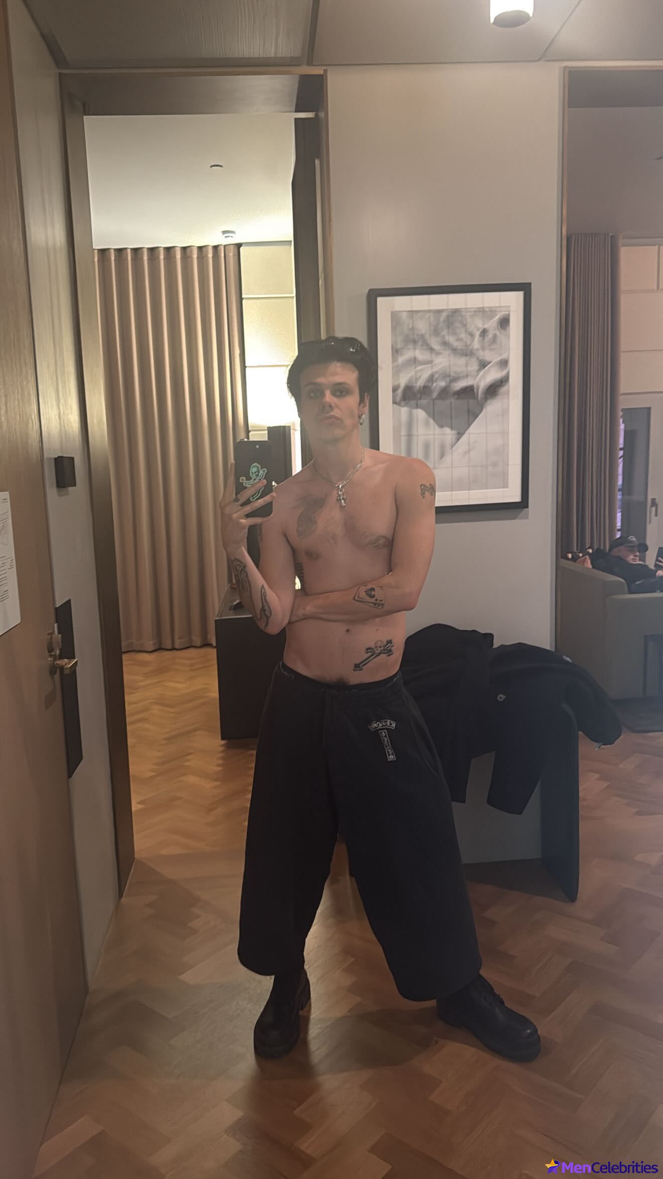 Yungblud nude and nsfw photos