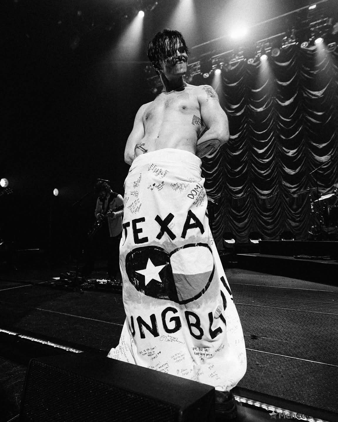 Yungblud nude and nsfw photos