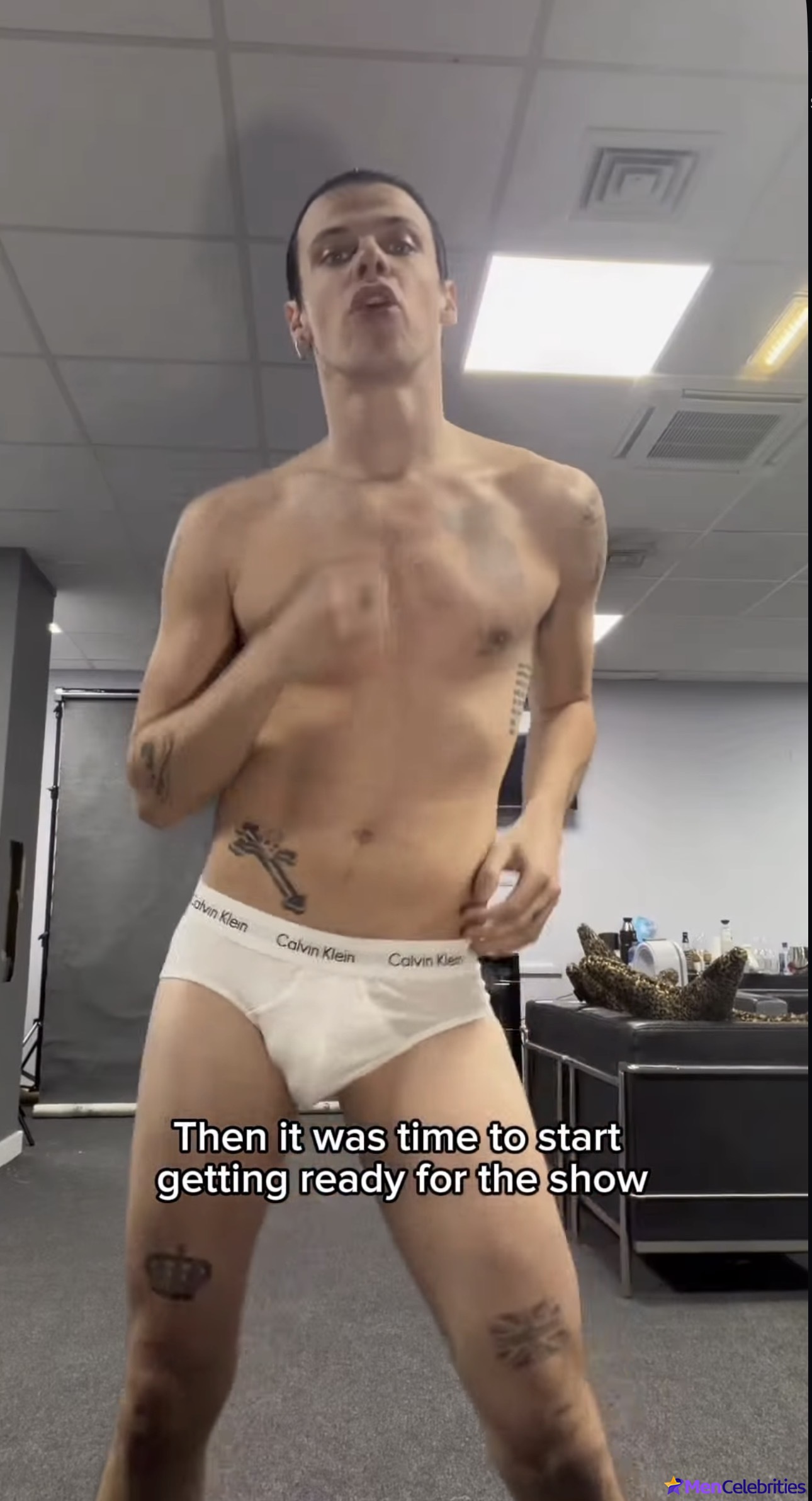 Yungblud nude and nsfw photos