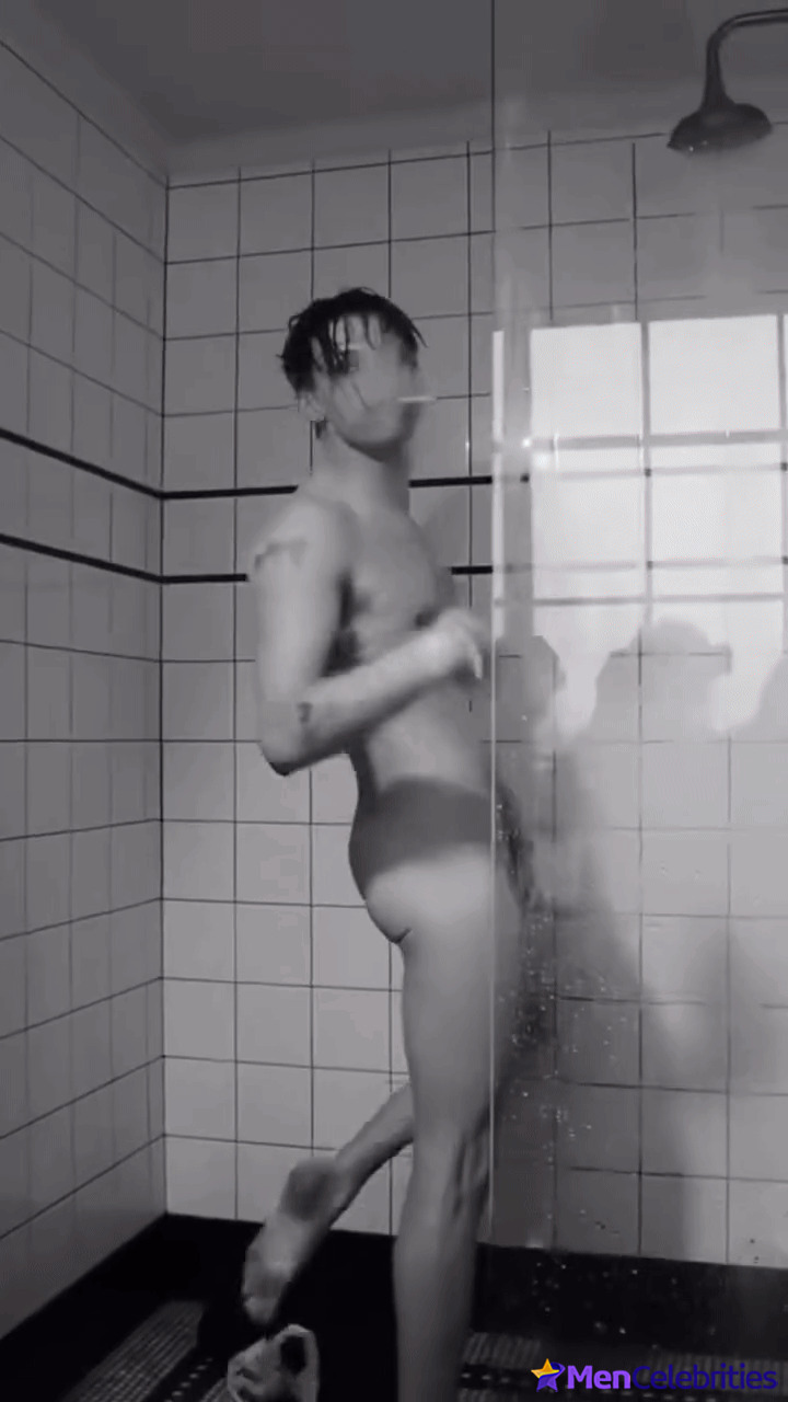 Yungblud nude and nsfw photos