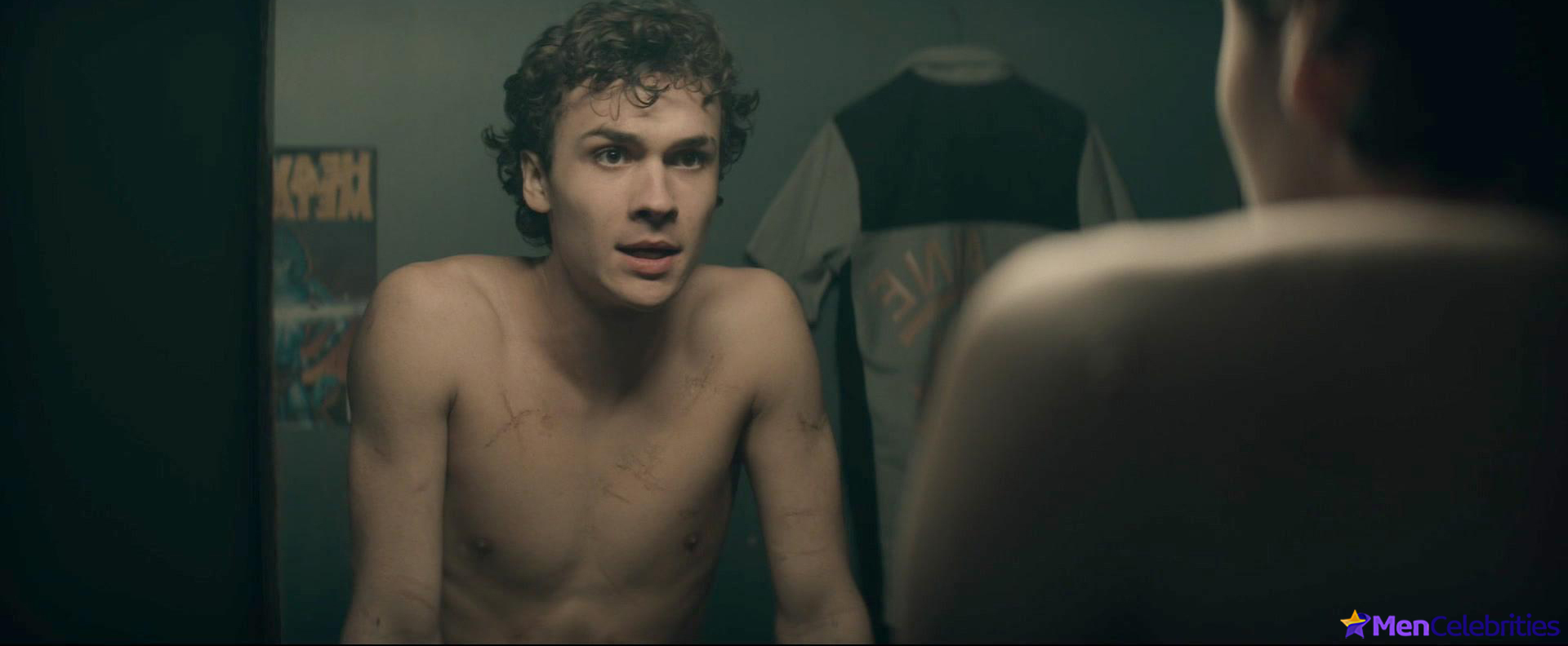 Benjamin Wadsworth nude and sex NSFW scenes