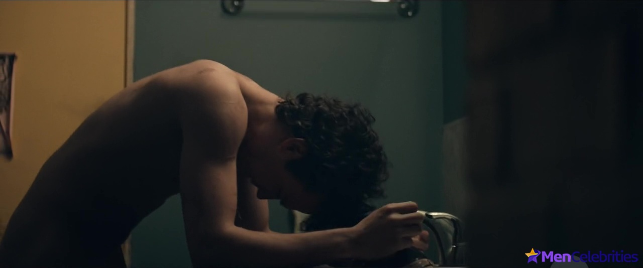 Benjamin Wadsworth nude and sex NSFW scenes