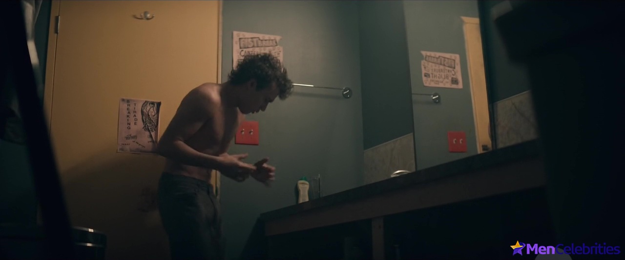 Benjamin Wadsworth nude and sex NSFW scenes