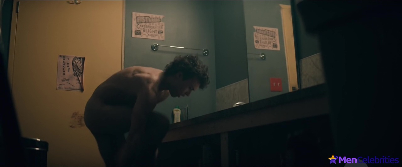 Benjamin Wadsworth nude and sex NSFW scenes